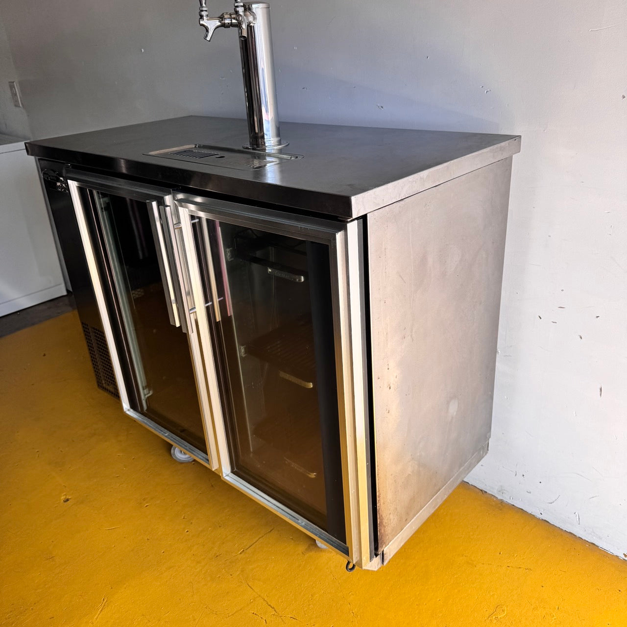 True Undercounter Stainless Steel Refrigerator Professional True Undercounter Stainless Steel Refrigerator Professional